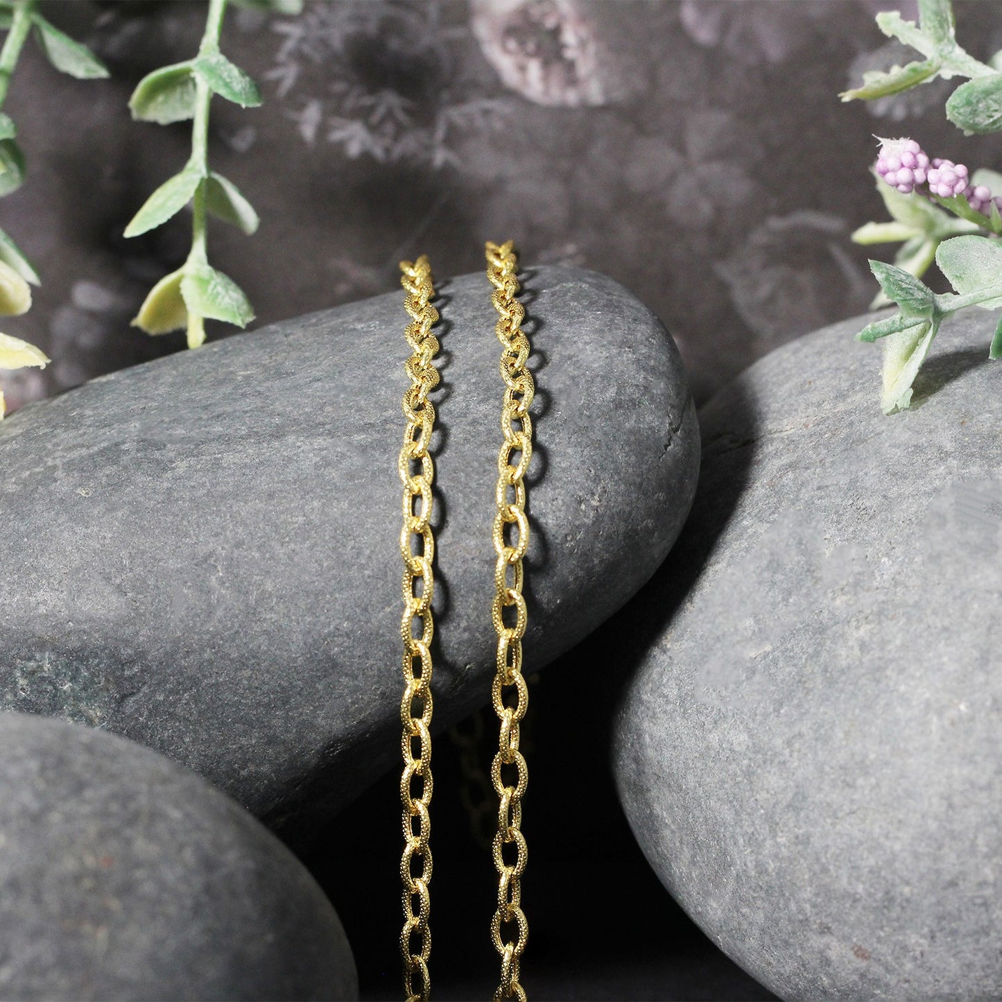 14k Yellow Gold Pendant Chain with Textured Links (3.30 mm)