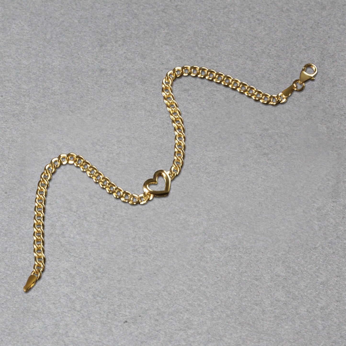 14k Yellow Gold 7 inch Curb Chain Bracelet with Heart (3.40 mm)