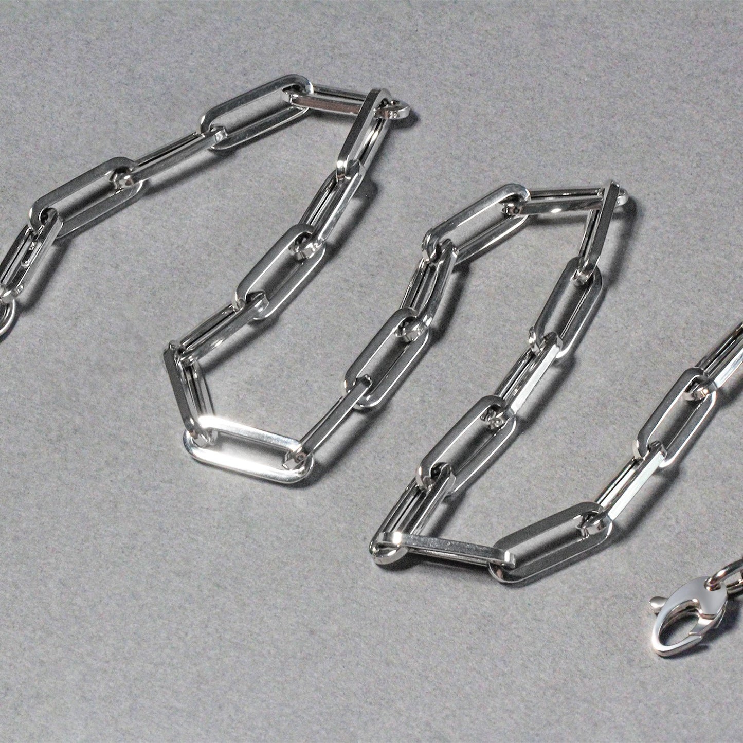 14K White Gold Wide Paperclip Chain (6.10 mm)